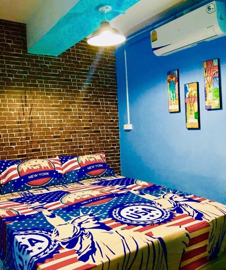 Vr Hostel สะพานควาย Μπανγκόκ Εξωτερικό φωτογραφία